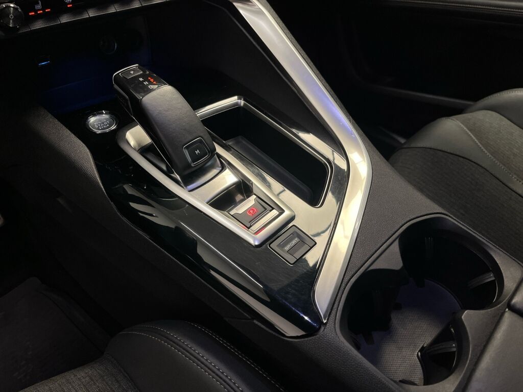 Peugeot 5008 2019 Harmaa