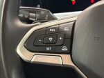 Volkswagen Passat 2024 Valkoinen