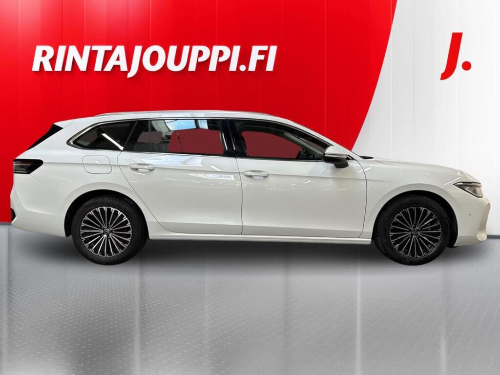 Volkswagen Passat 2024 Valkoinen