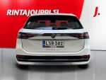 Volkswagen Passat 2024 Valkoinen