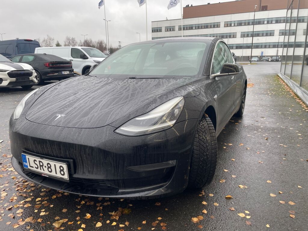 Tesla Model 3 2019 Musta