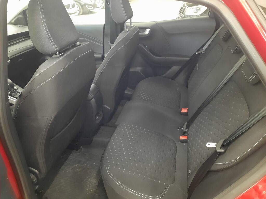 Ford Puma 2024 Punainen