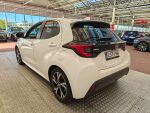 Toyota Yaris 2024 Valkoinen