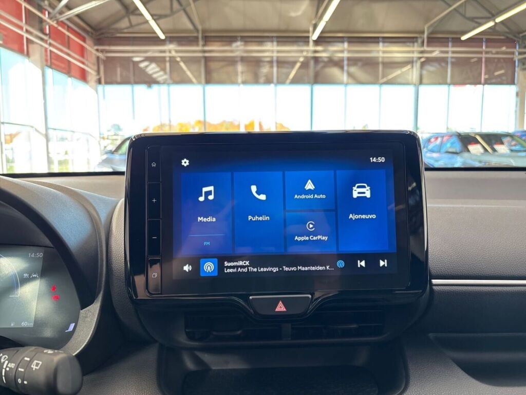 Toyota Yaris 2024 Valkoinen
