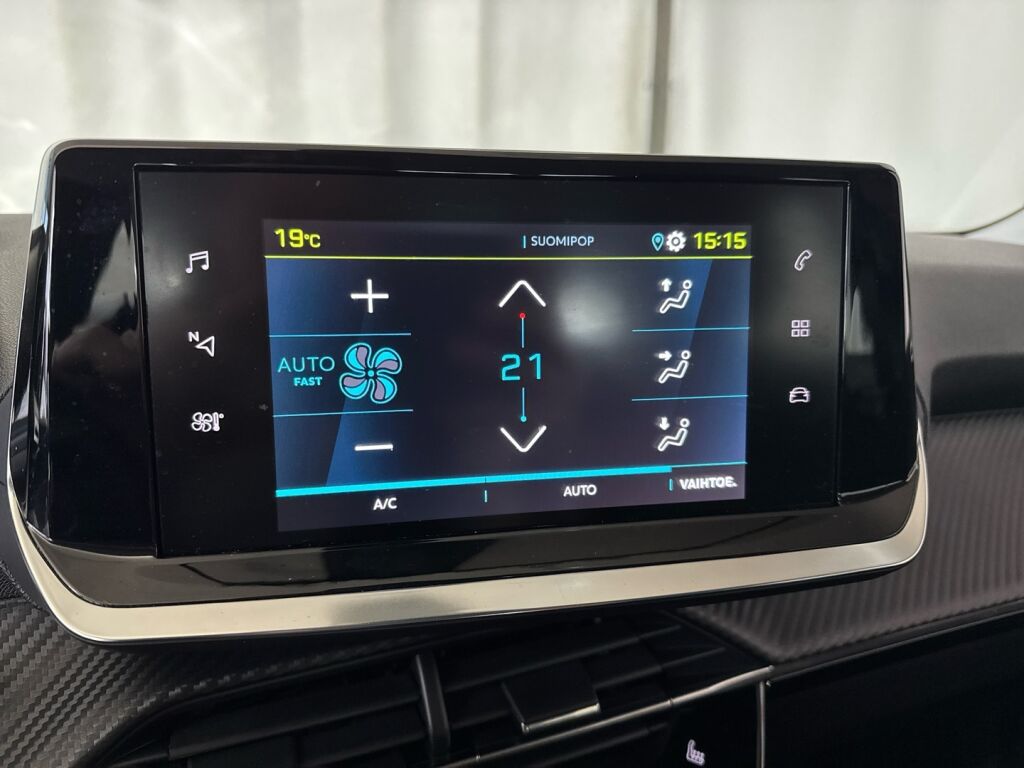 Peugeot e-2008 2022 Oranssi