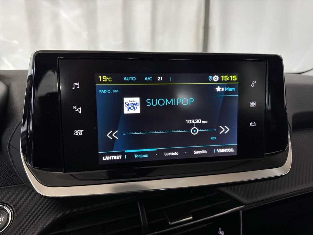 Peugeot e-2008 2022 Oranssi