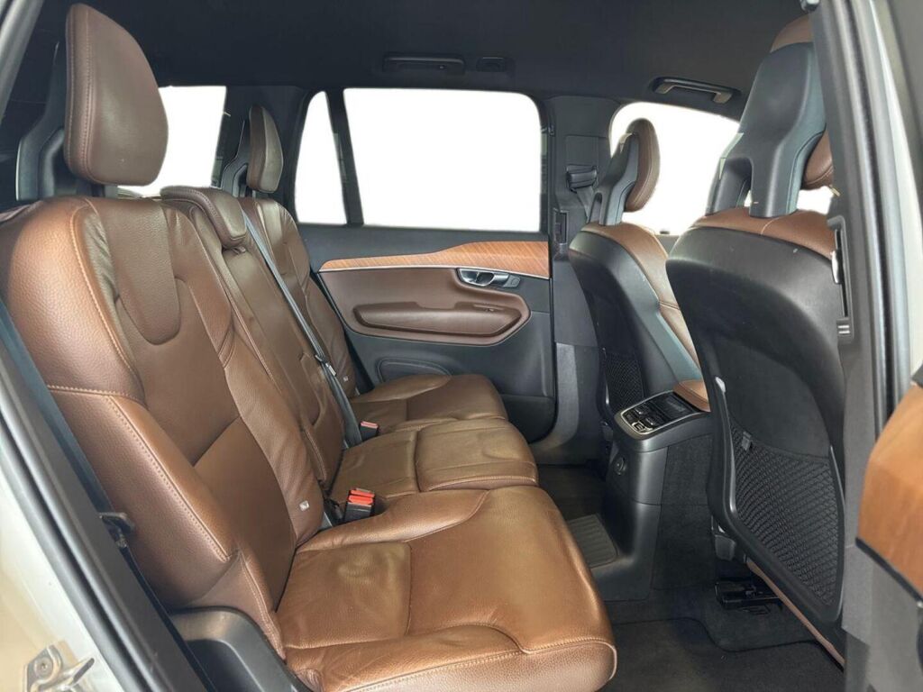 Volvo XC90 2021 Valkoinen