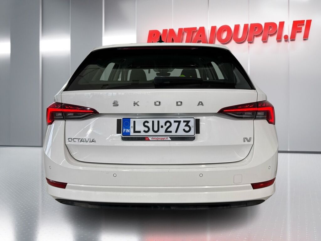 Skoda Octavia 2021 9