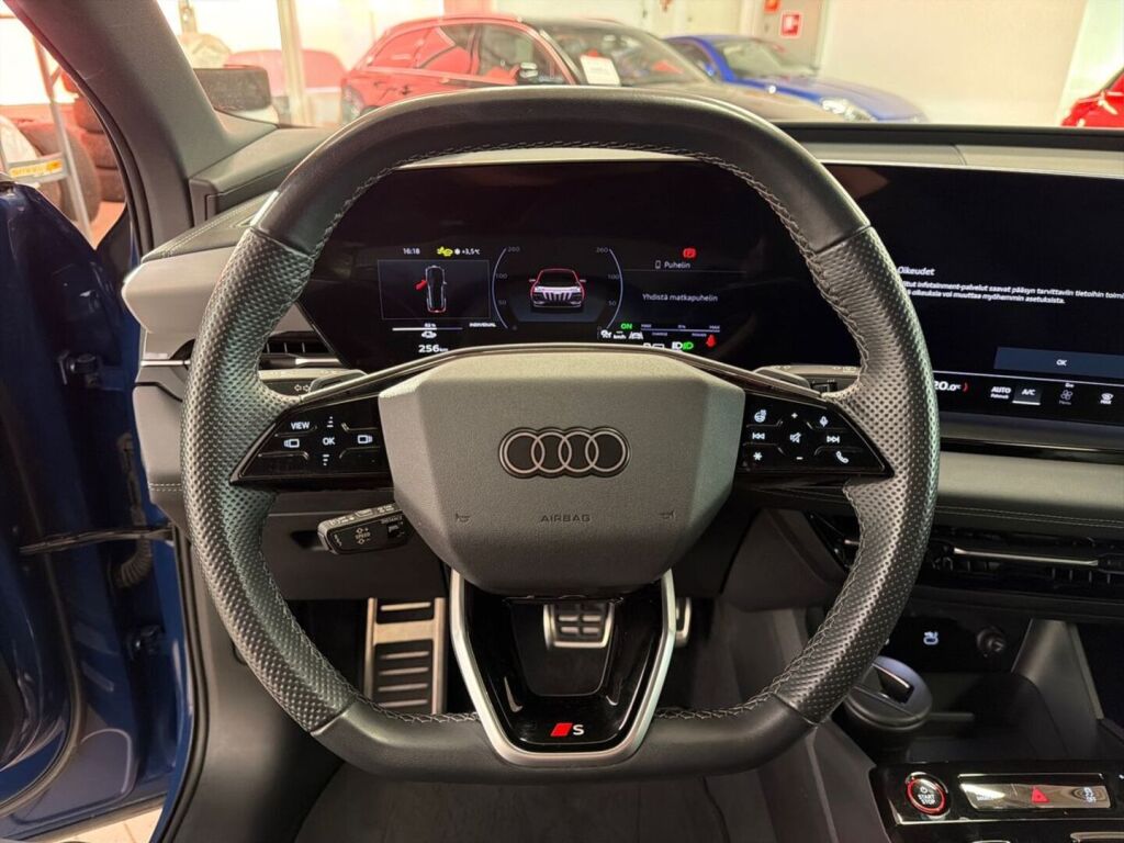 Audi SQ6 e-tron 2024 Sininen