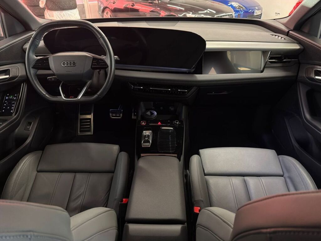 Audi SQ6 e-tron 2024 Sininen