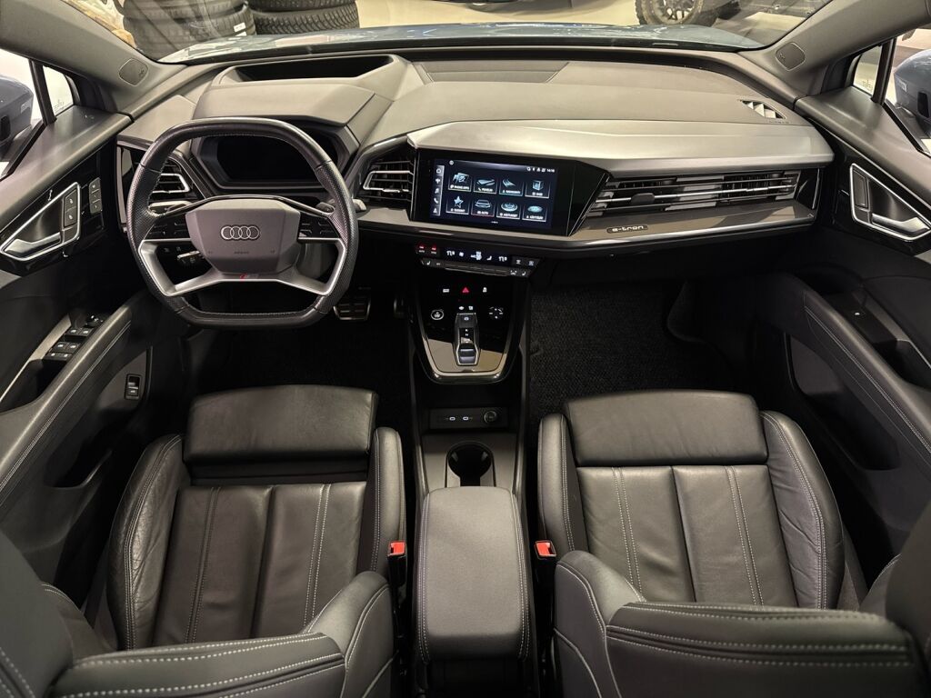 Audi Q4 e-tron 2021 Harmaa