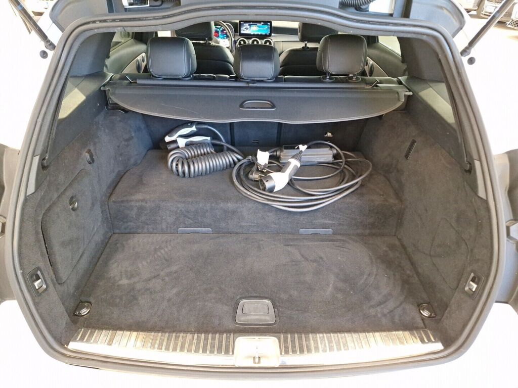 Mercedes-Benz C 2020 Valkoinen