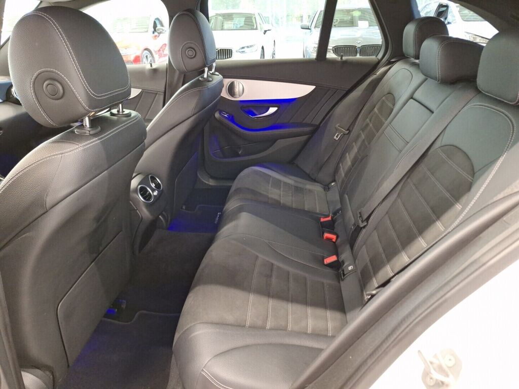 Mercedes-Benz C 2020 Valkoinen