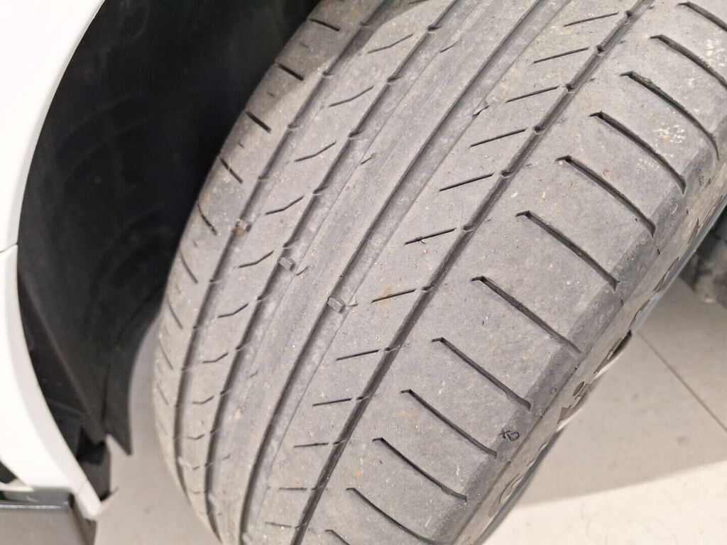 Mercedes-Benz C 2020 Valkoinen