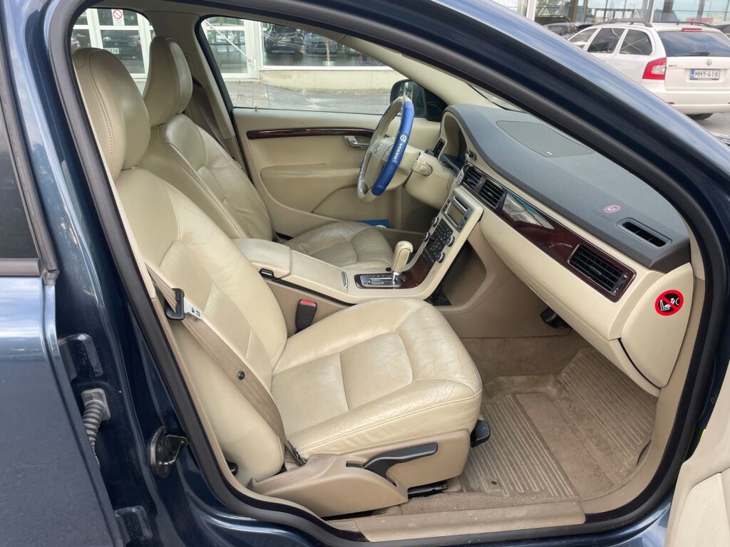 Volvo V70 2007 Sininen