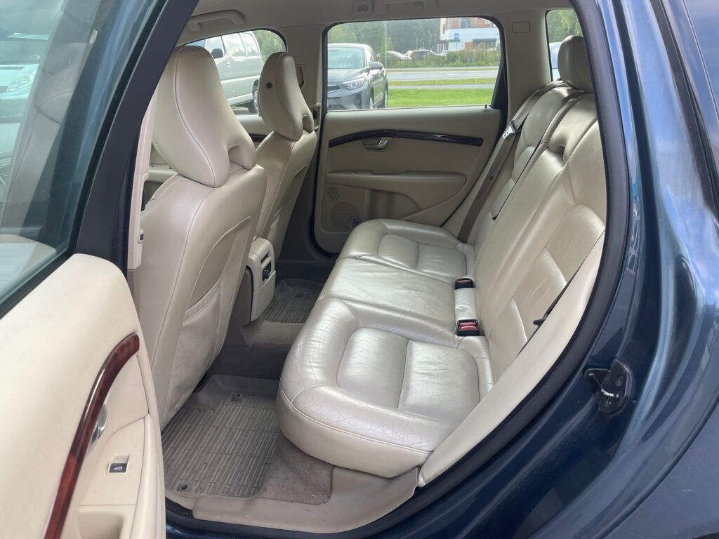 Volvo V70 2007 Sininen