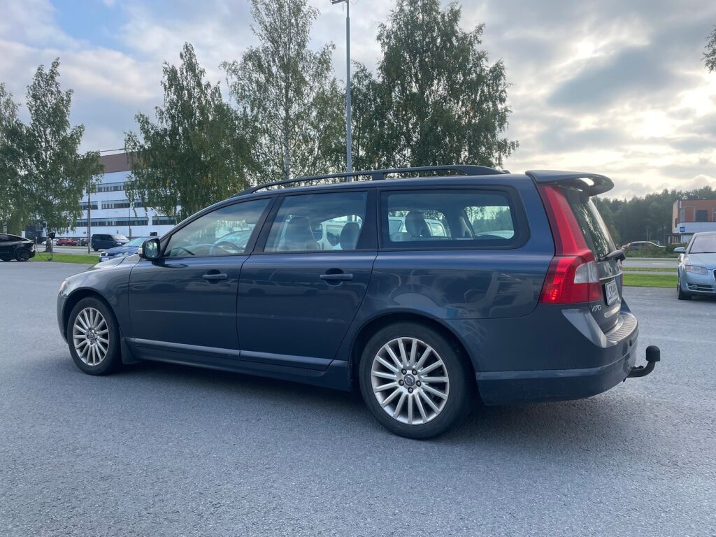 Volvo V70 2007 Sininen