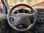 Toyota Hilux 2013 Harmaa