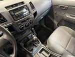 Toyota Hilux 2013 Harmaa