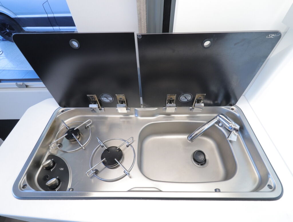 Adria TWIN 600 SP 2024 9