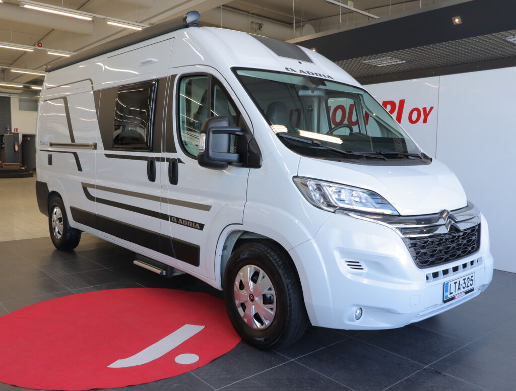 Adria TWIN 600 SP 2024 9