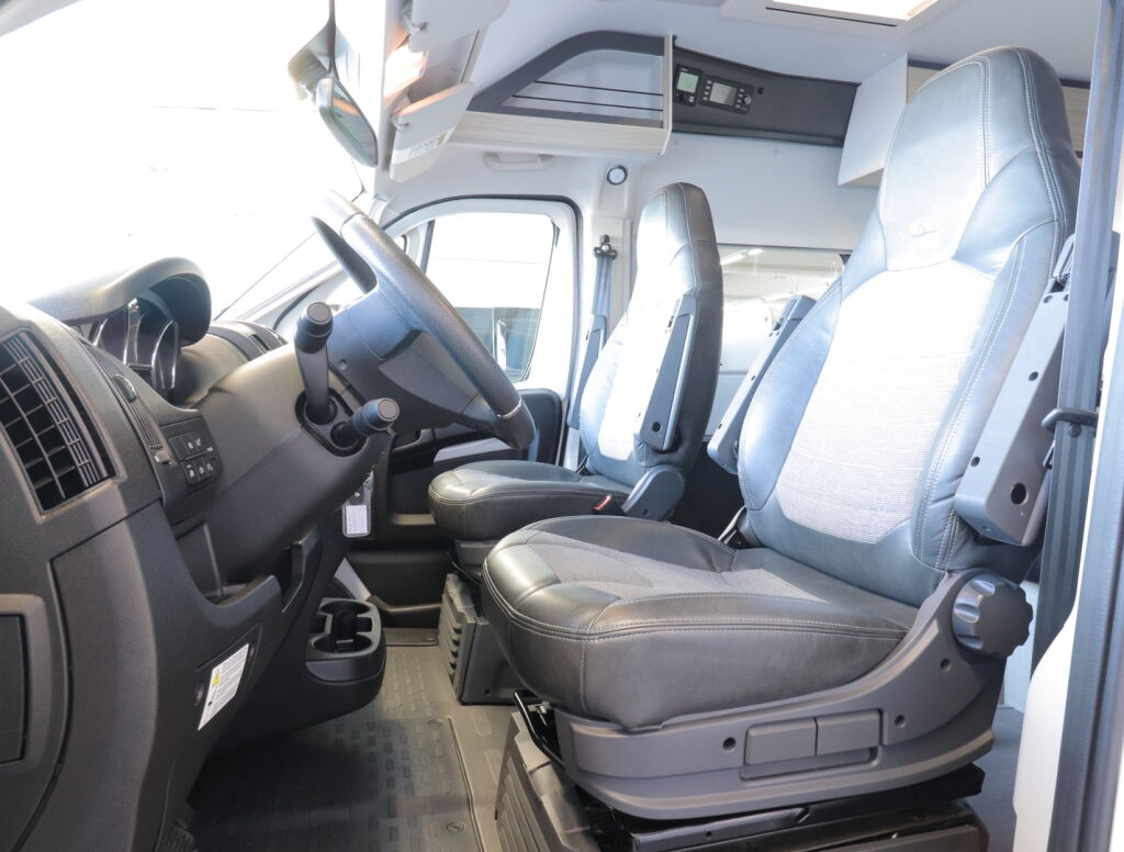 Adria TWIN 600 SP 2024 9