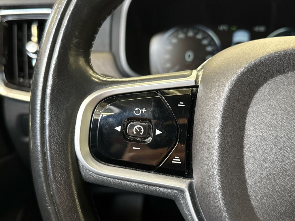 Volvo V90 Cross Country 2018 Harmaa
