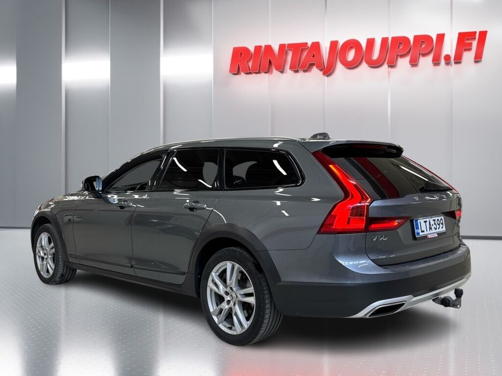 Volvo V90 Cross Country 2018 Harmaa