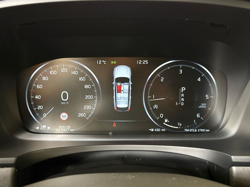 Volvo V90 Cross Country 2018 Harmaa