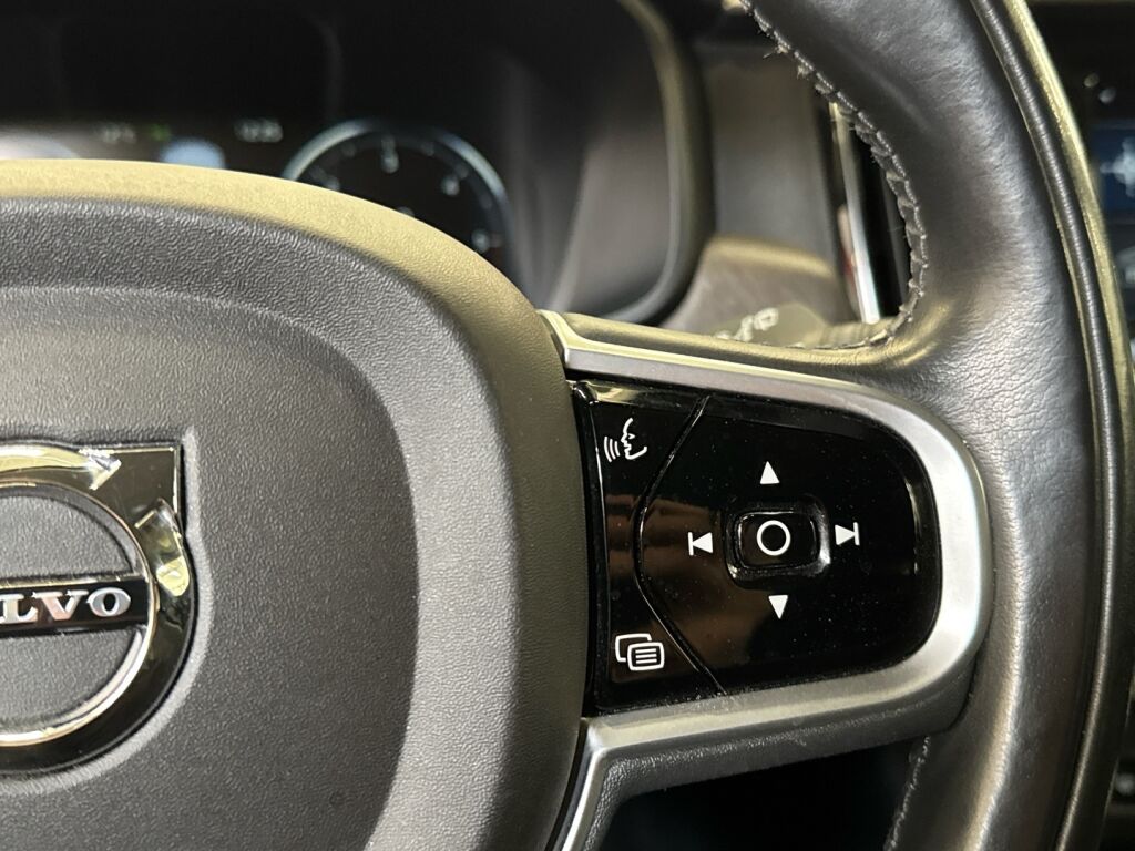 Volvo V90 Cross Country 2018 Harmaa