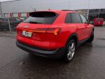 Audi e-tron 2022 Punainen