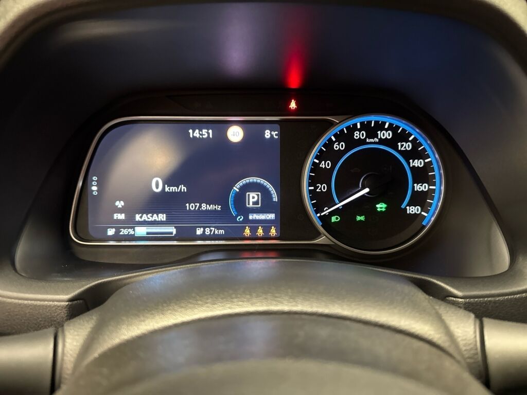 Nissan Leaf 2021 Harmaa