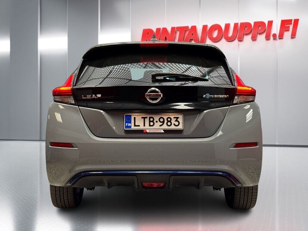 Nissan Leaf 2021 Harmaa