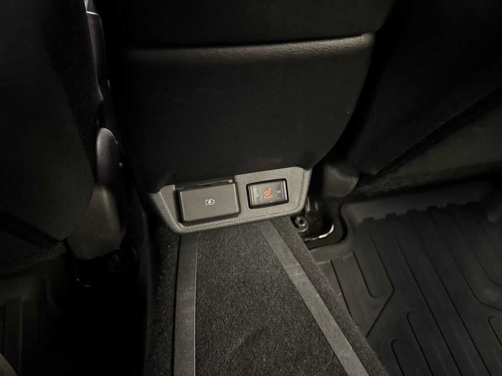 Nissan Leaf 2021 Harmaa