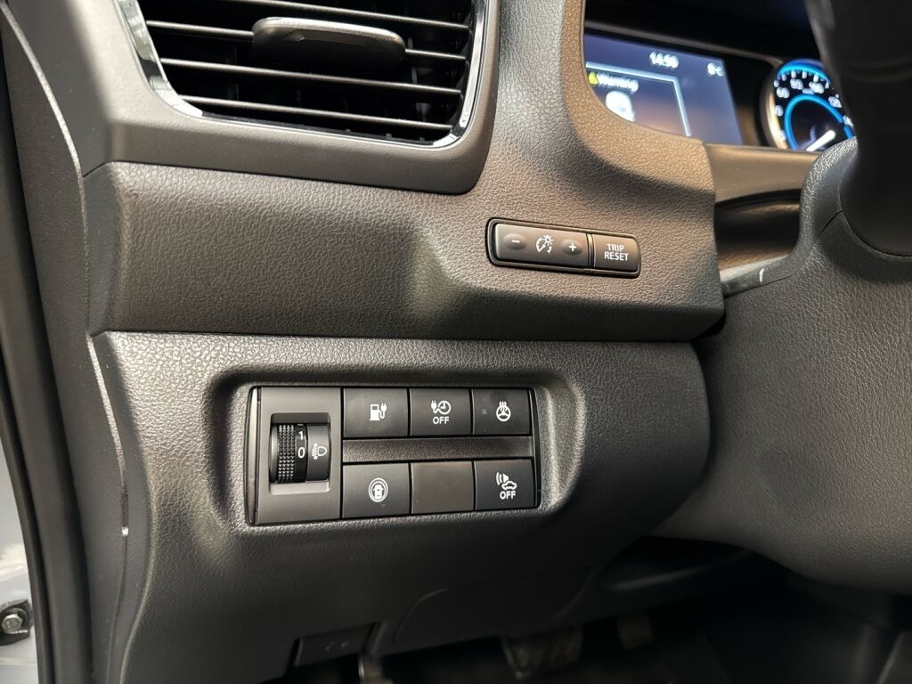 Nissan Leaf 2021 Harmaa