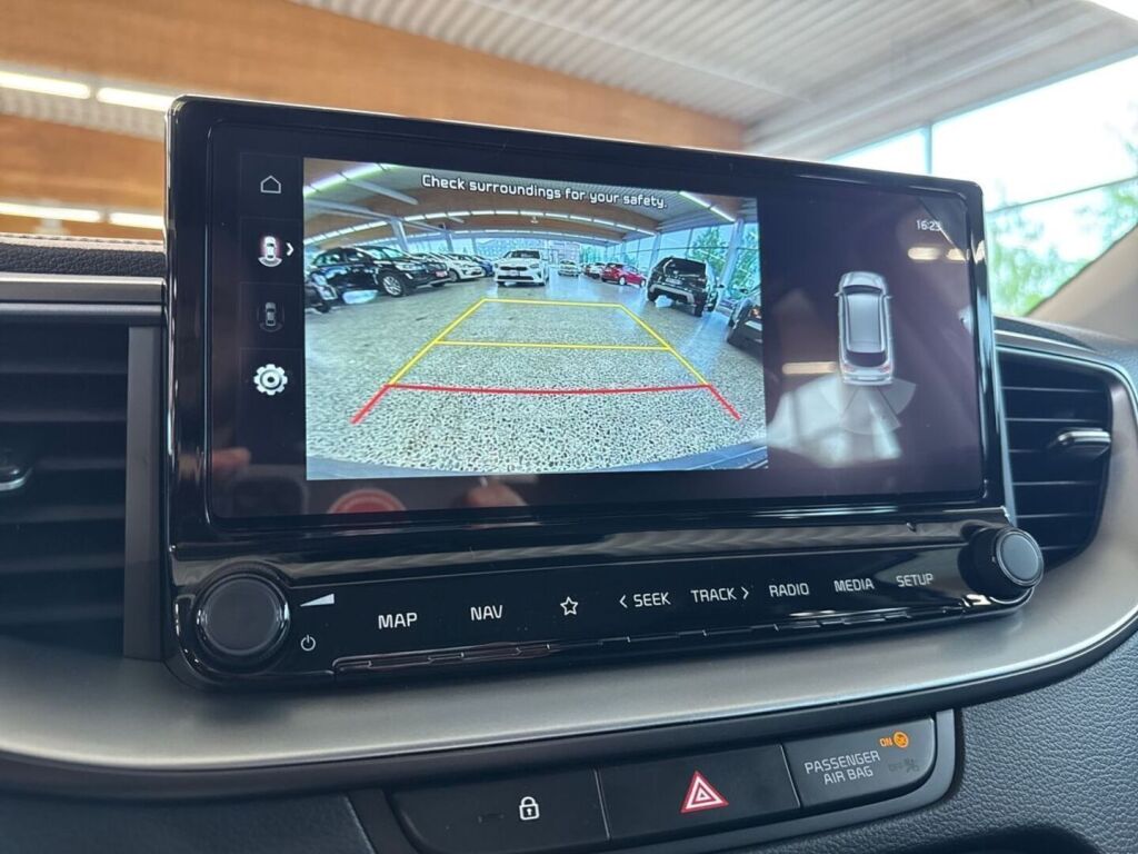 Kia Ceed 2025 Harmaa