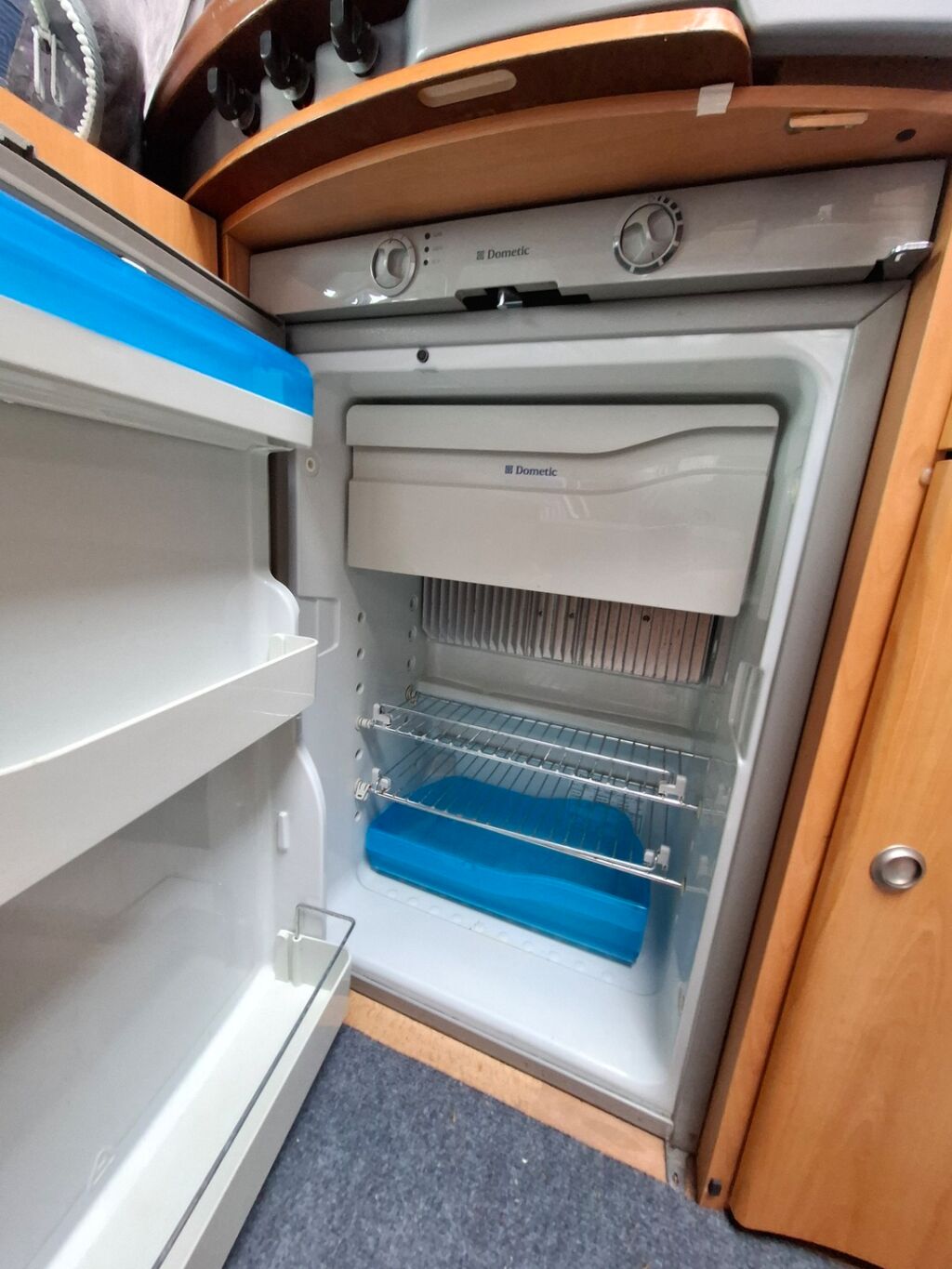 LMC Liberty TI 6000 2005 Valkoinen