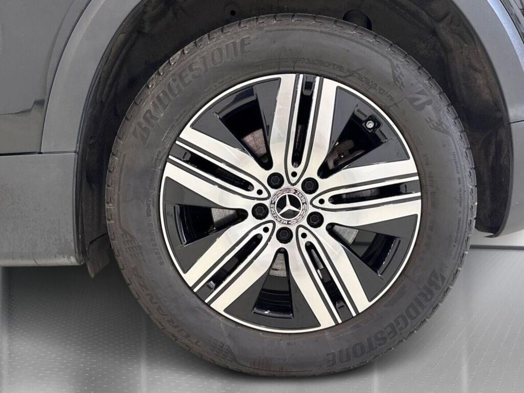 Mercedes-Benz EQB 2022 Musta