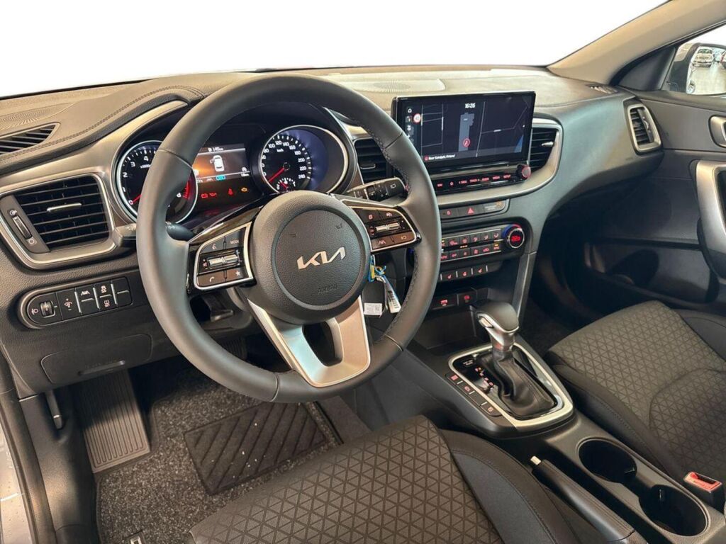 Kia Ceed 2025 Harmaa