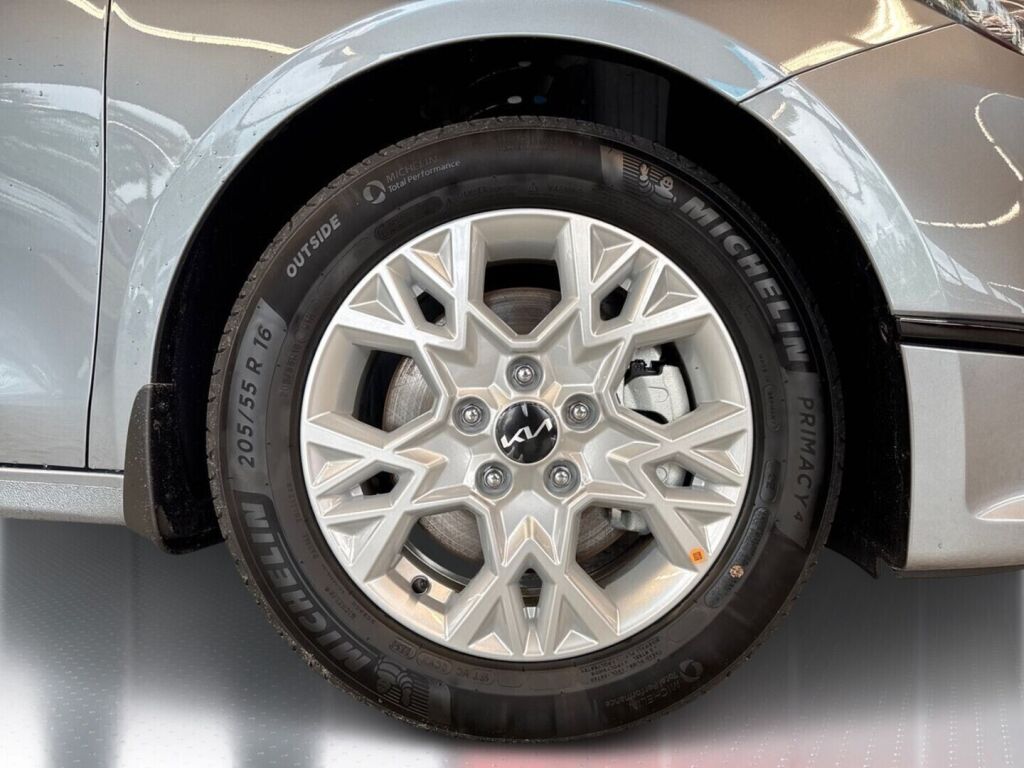 Kia Ceed 2025 Harmaa