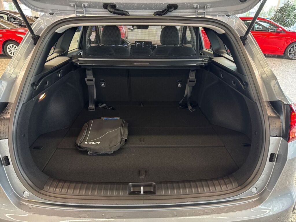 Kia Ceed 2025 Harmaa