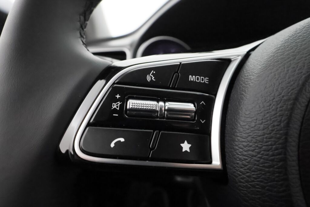 Kia Ceed 2025 Harmaa