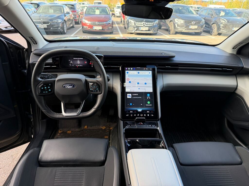 Ford Explorer 2025 Harmaa