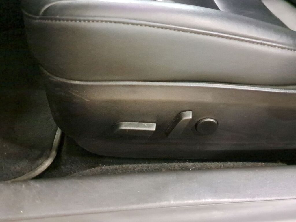 Tesla Model 3 2020 Harmaa