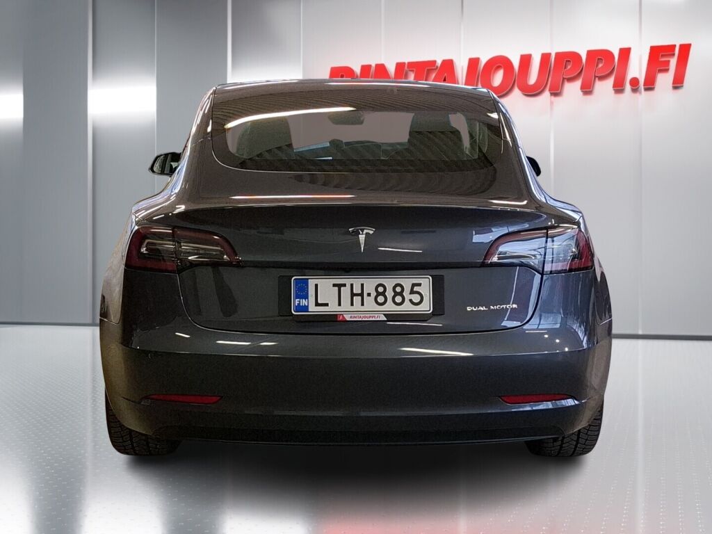 Tesla Model 3 2020 Harmaa