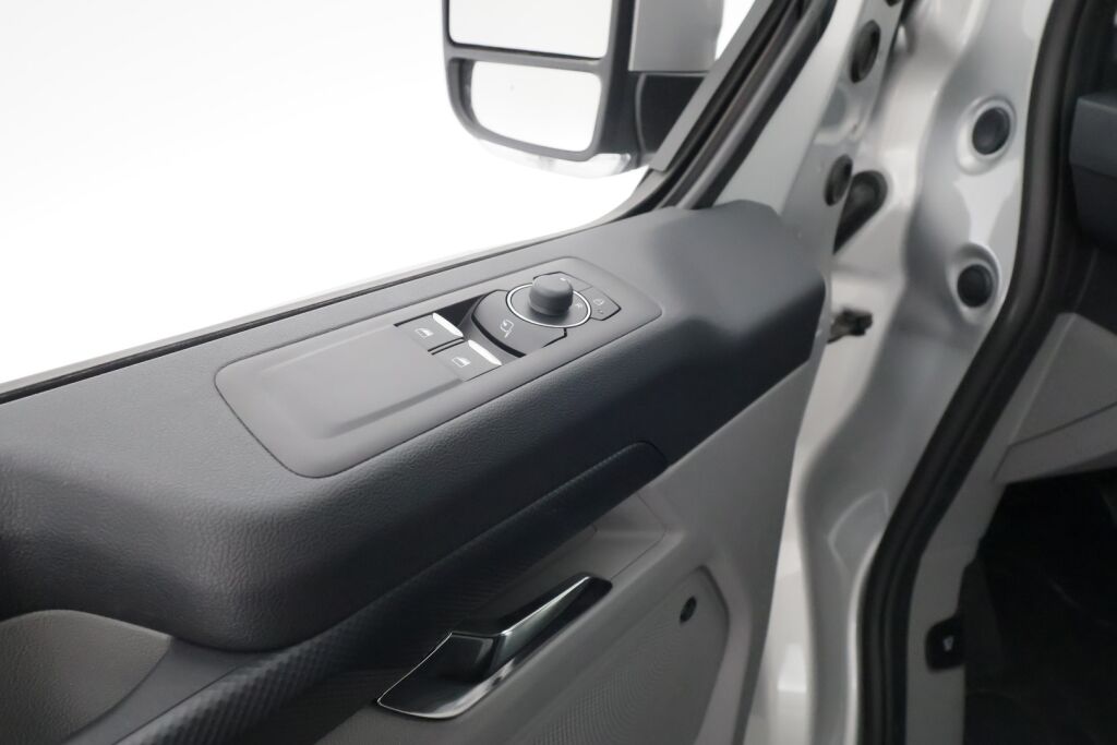 Ford Transit Custom 2025 Moondust Silver