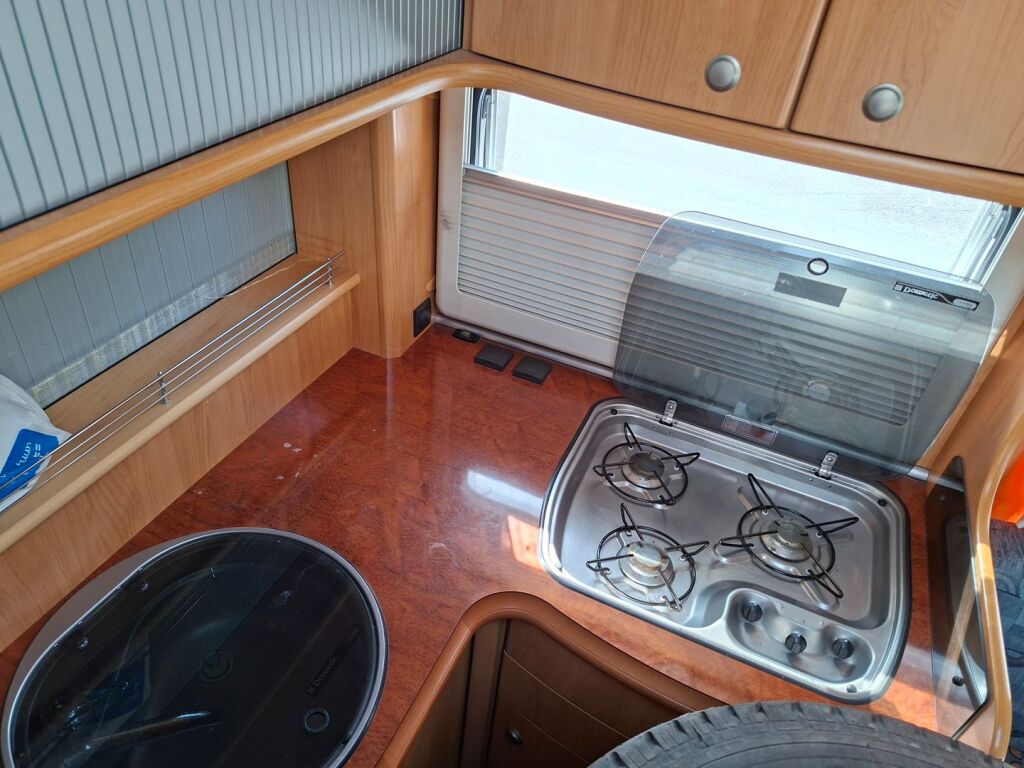 Hobby T 600 FC 2006 Valkoinen