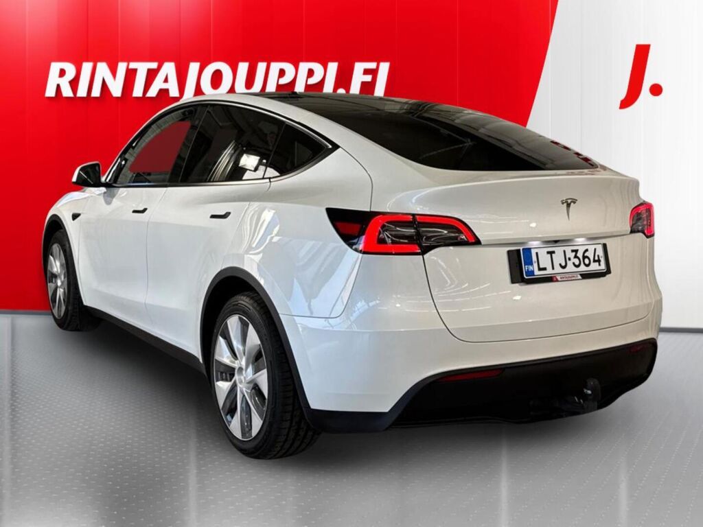 Tesla Model Y 2023 Valkoinen