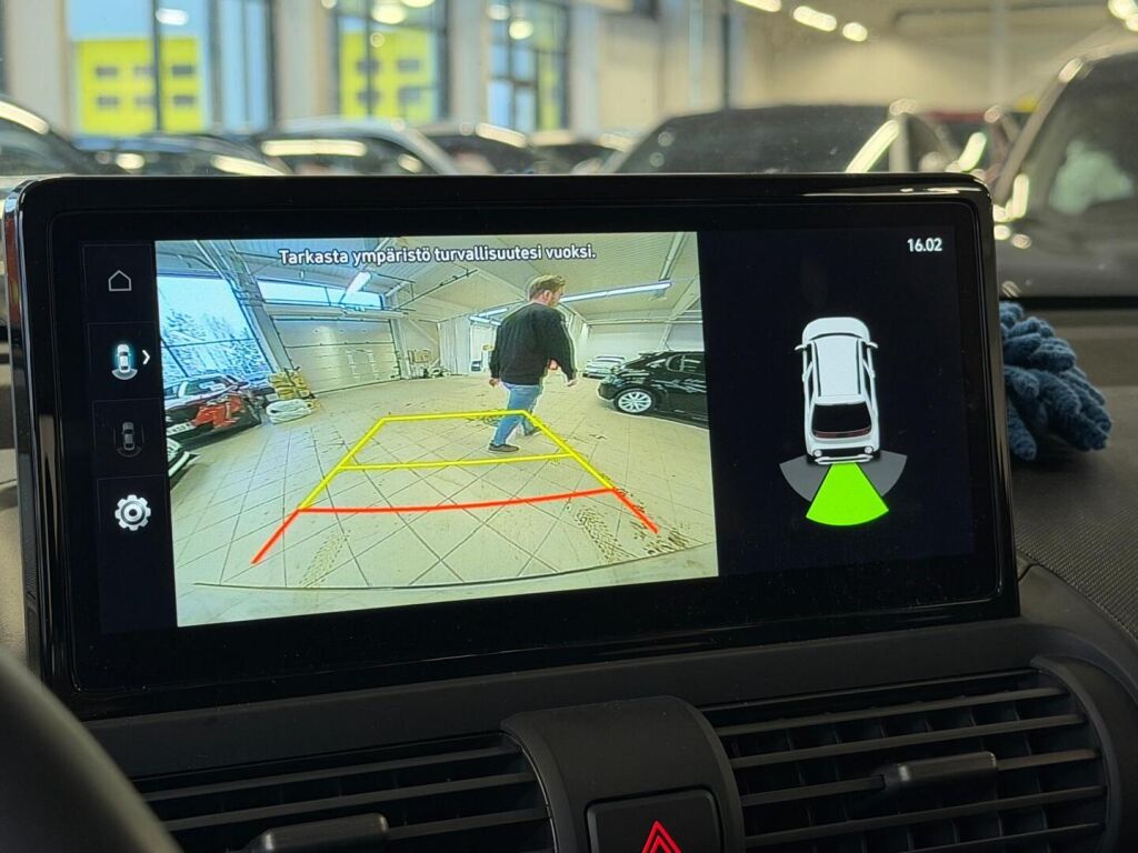 Hyundai INSTER 2025 Oranssi