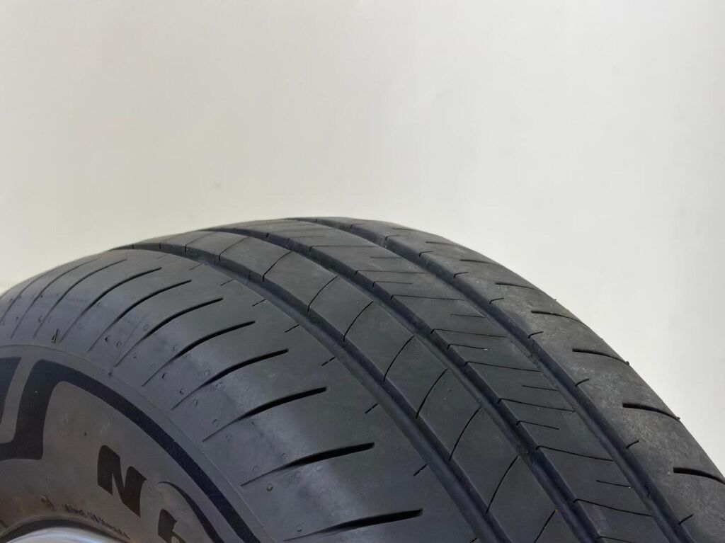 Hyundai INSTER 2025 Oranssi